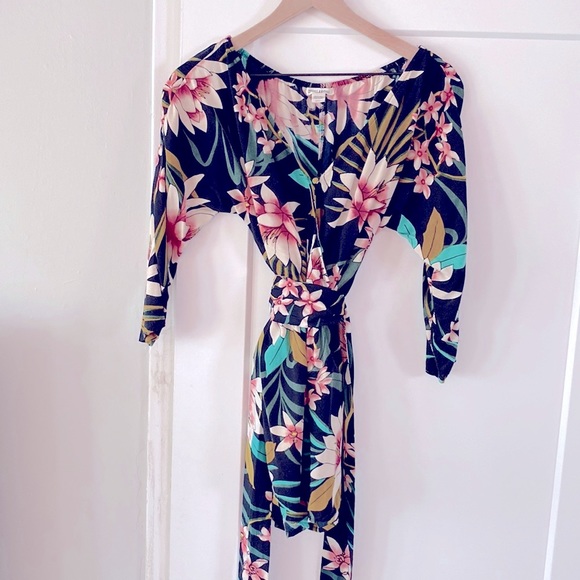 Billabong Floral Romper Jumpsuit - Picture 4 of 16